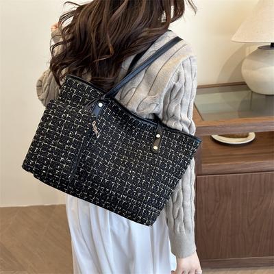 Spring New Large-capacity Foreign Style 2025 Temperament Underarm Bag Fashionable Women's Bag Korean Version Shoulder Bag Trendy Literary Plaid