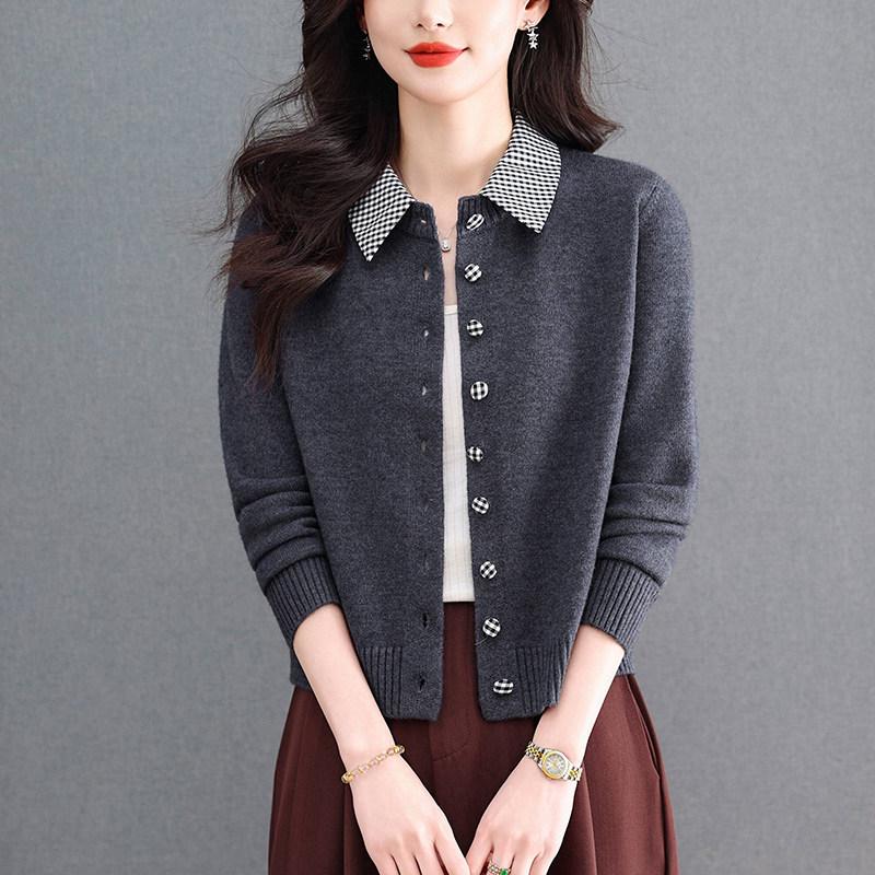 Women's Spring 2026 Lapel Knit Cardigan: Multi-Button Patchwork Color Block Style, Short Age-Reducing Jacket