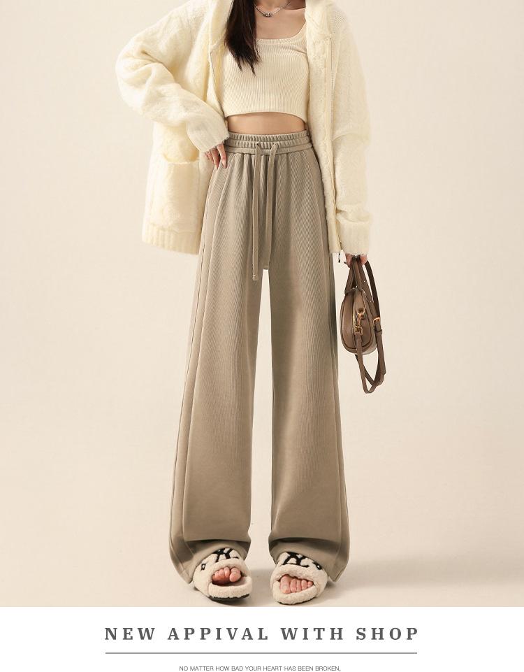 Women's Khaki Chenille Fleece-Lined Wide-Leg High-Waist Trousers: Sporty, Casual, Straight-Leg for Spring, Autumn, Winter.