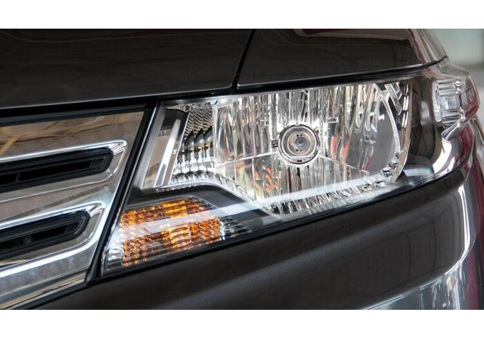 Compatible Headlight Cover for 2009-2012 Honda City - Transparent, Durable Lampshade, Front Headlight Housing.