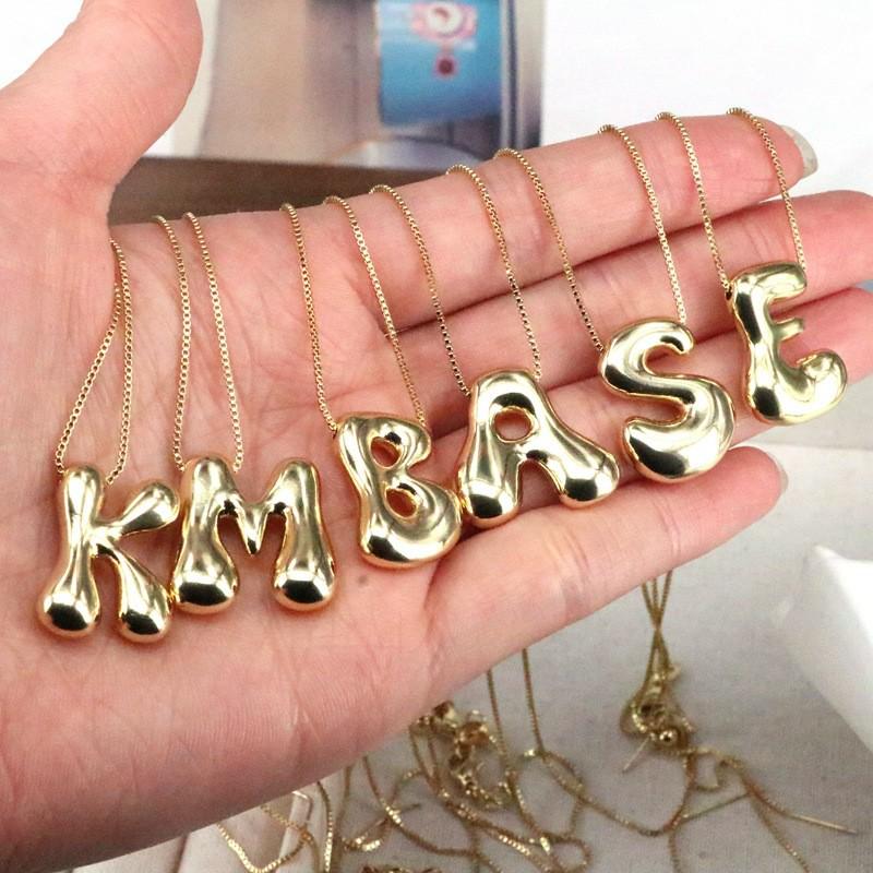 18K Gold Plated Copper Bubble Letter Pendant Necklace Q (Letter + Chain)
