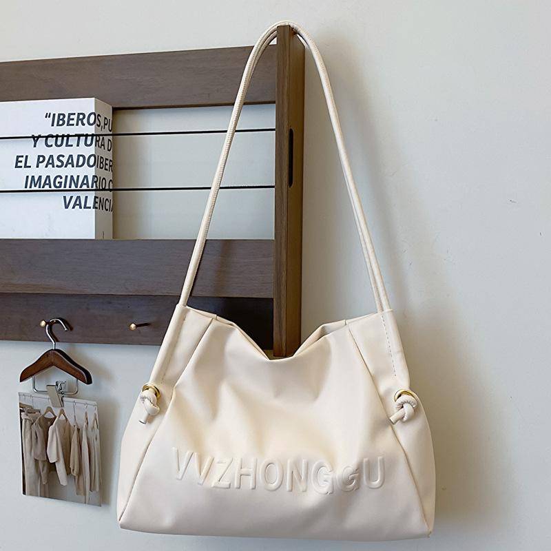 Large Capacity Fashion Soft Leather Shoulder Bag Women'S Spring Underarm Bag Tote Bag