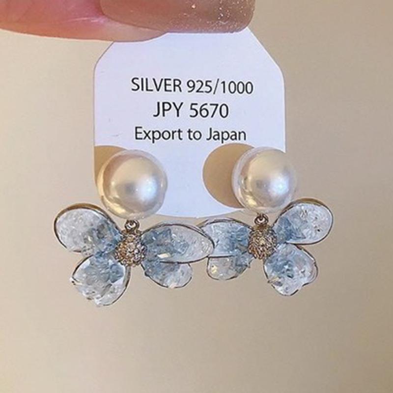 Ice quenched blue flower artificial crystal fringed earrings Cool wind temperament stud earrings Internet celebrity earrings