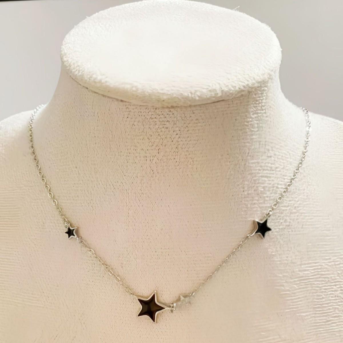 Elegant Zirconia Star Pendant Necklace with Resin Five-Pointed Star Design