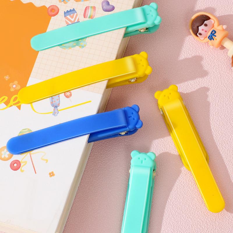 Cute Bear Bookmark Clip Automatically Follows Silicone Book Markers Stationery Supplies Notebook Page Divider for Student