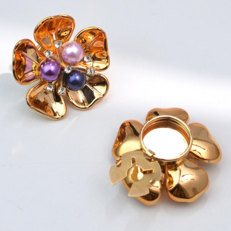 2Pcs Elegant  Flower Button Covers Snap On Cufflinks Clip-On Decor for Dress Shirts, Instant Upgrade Accessory for Men & Women