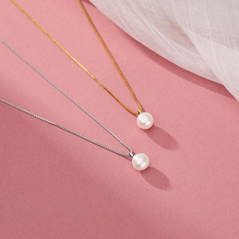 Pearl Necklace with High-end Temperament and Unique Design Sense, Light Luxury and Versatile Collarbone Chain