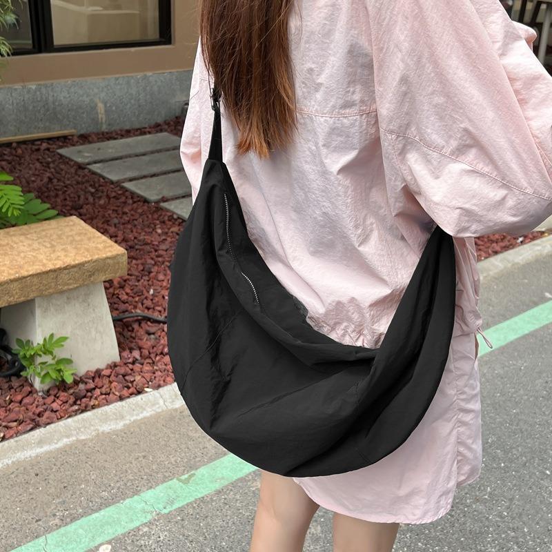 Nylon Bag Women's Bag New Versatile Dumpling Bag Light Large Capacity Shoulder Bag Moon Bag Messenger Bag