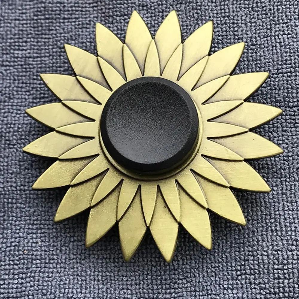 Office Desk Toys Brass Color Finger Spinner Metal Adhd Anxiety Fidget Spinner Cool Funny Hand Spinning Kids Toys