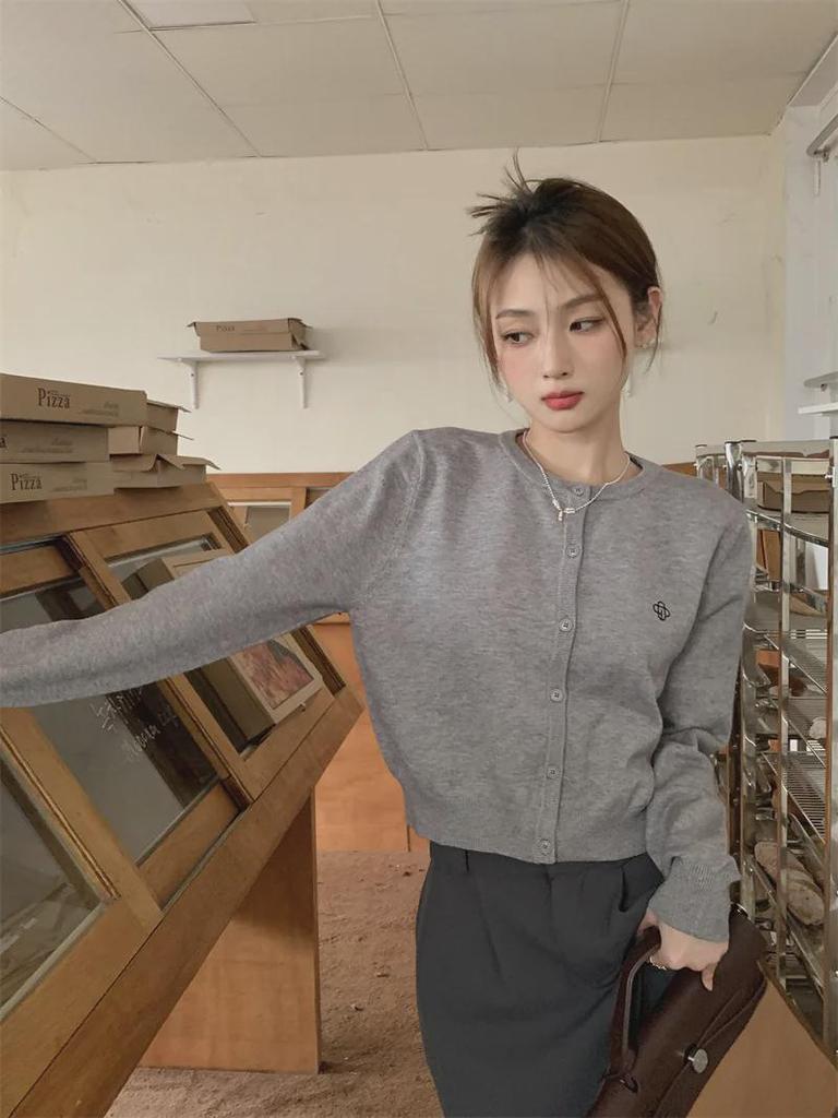 Raspberry Knitted Cardigan for Women: Korean-Style Sweater for Petite Girls, Perfect Pink Layer for Spring & Autumn