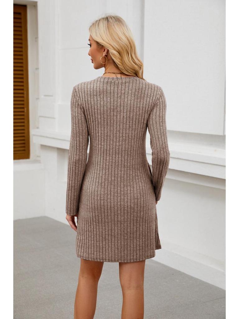 2024 Trendy Women's Long Sleeve Dress: Round Neck with Side Buttons, Pockets, and Waist Tie.
