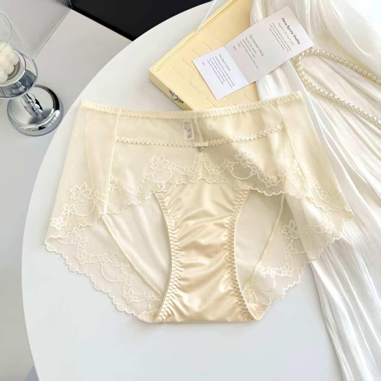 Elegant French Lace Mid-Waist Women s Underwear with Pure Cotton Crotch One Size (recommended 100-150 jin)
