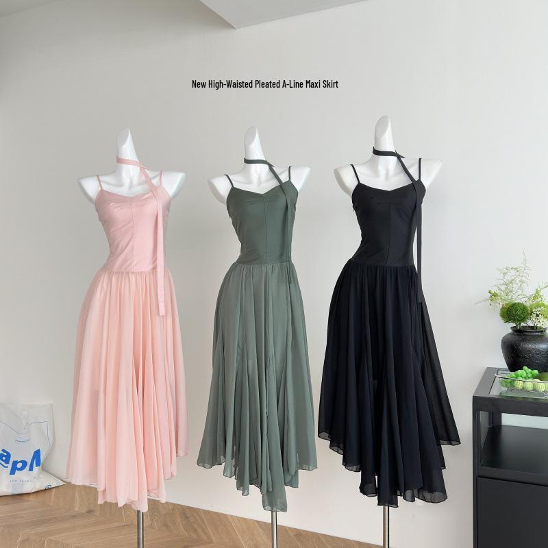 

Xin Xing Women s Spring Sleeveless Waist-Hugging Pleated A-Line Long Dress M [47.5-56 kg]