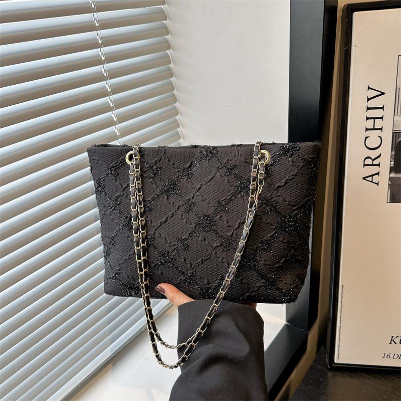 Summer New Solid Color Fashionable Women's Shoulder Bag Casual Underarm Tote Bag Simple Portable Women's Bag