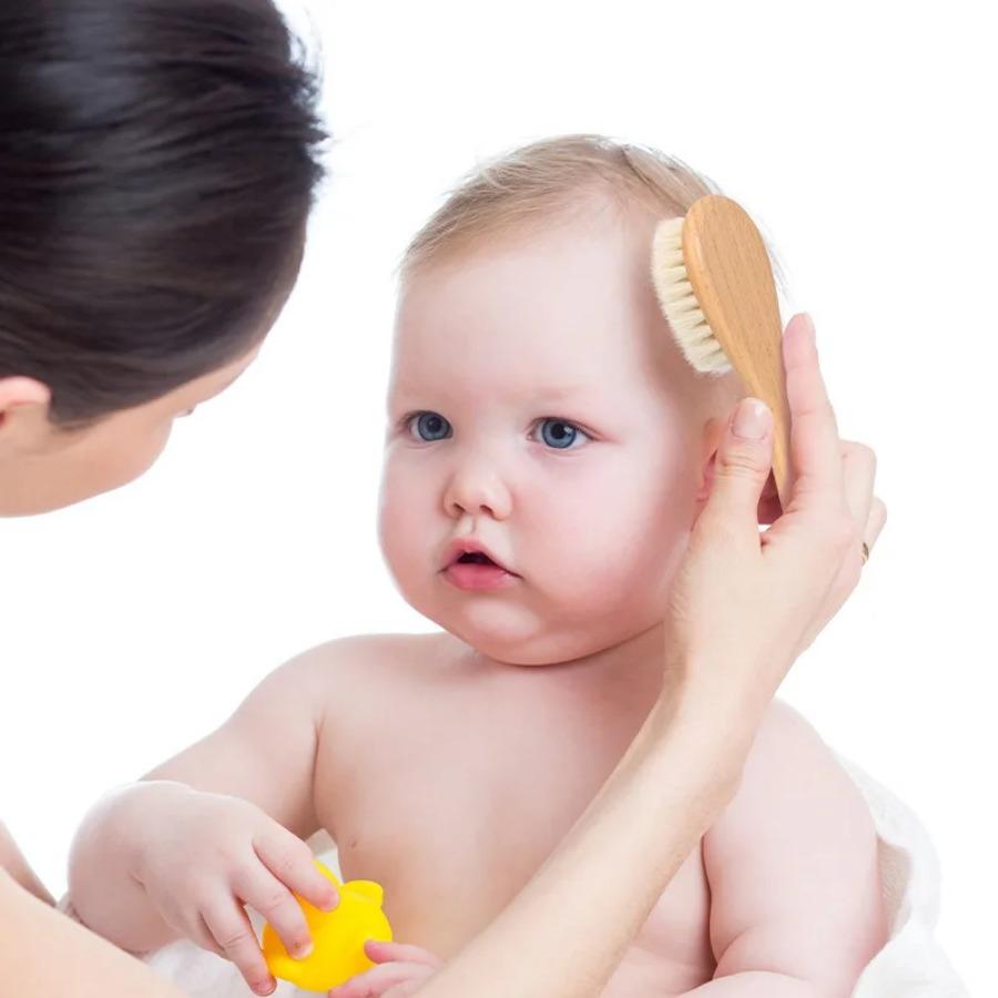 Zestaw 2 grzebienia dla niemowląt Szczotka do pielęgnacji włosów dla niemowląt Grzebień z miękkiej wełny bukowej Masażer dla noworodków Baby Shower i prezent Ukojenie włosów u niemowląt