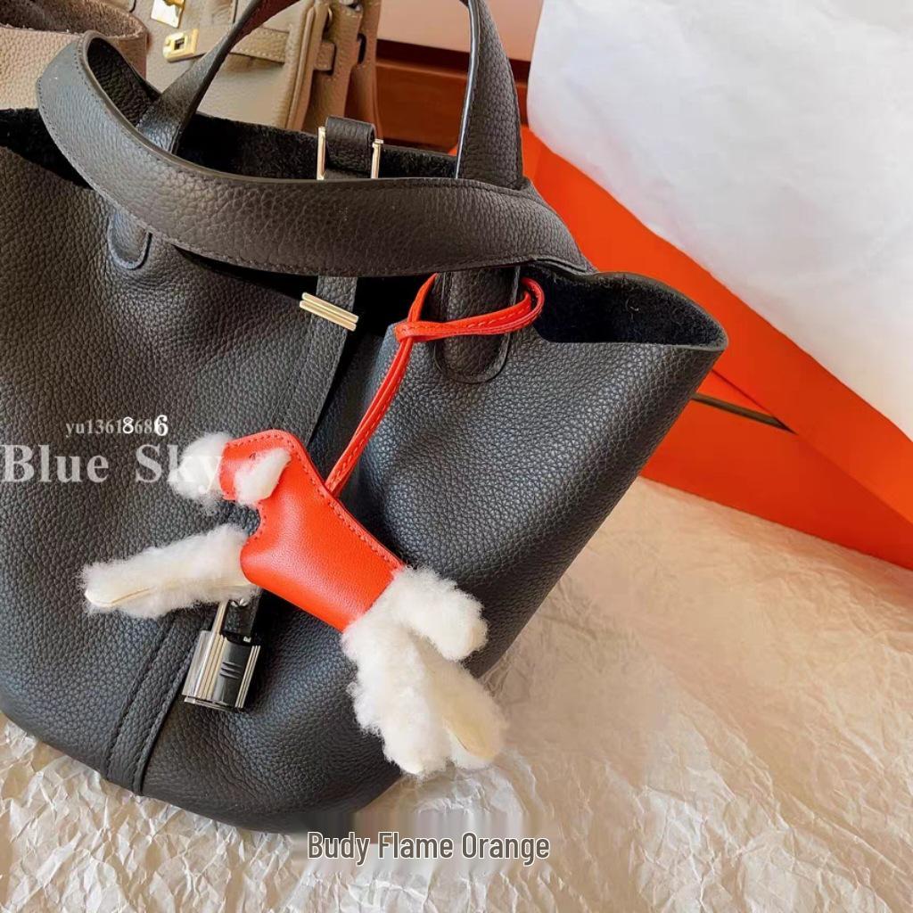 

Cute Lambskin Leather & Wool Puppy Bag Charm - Handmade All-in-One Pendant for Bags or Cars 15*7cm (15g)