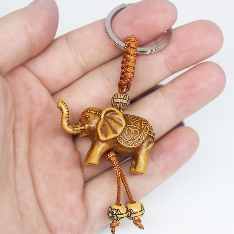 2PCSImitation Wood Three-dimensional Elephant Keychain Pendant Resin Pendant Keychain