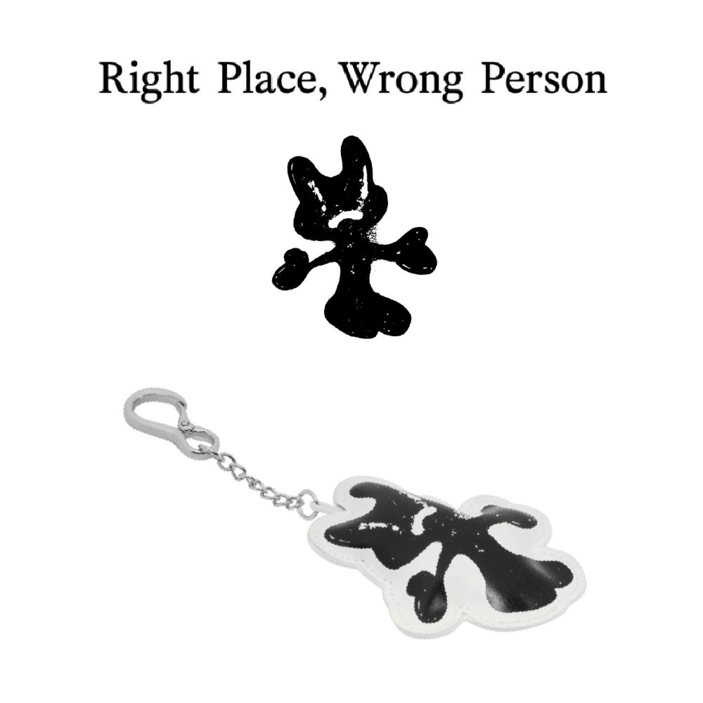 

Оформите предзаказ Брелок для ключей BTS RM Right Place, Wrong Person