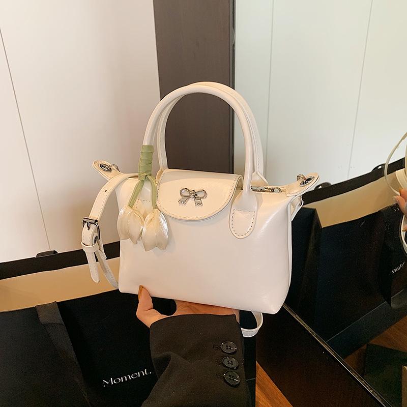 2025 Sommer neue Knödeltasche Schulter Umhängetasche Schleife Handtasche modisch vielseitig leicht Damen Tasche