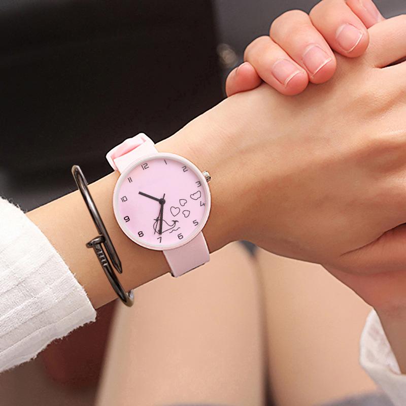UTHAI BK56 Fashionable Women watch, minimalist dolphin student watches, elegant clock gift watches for woman