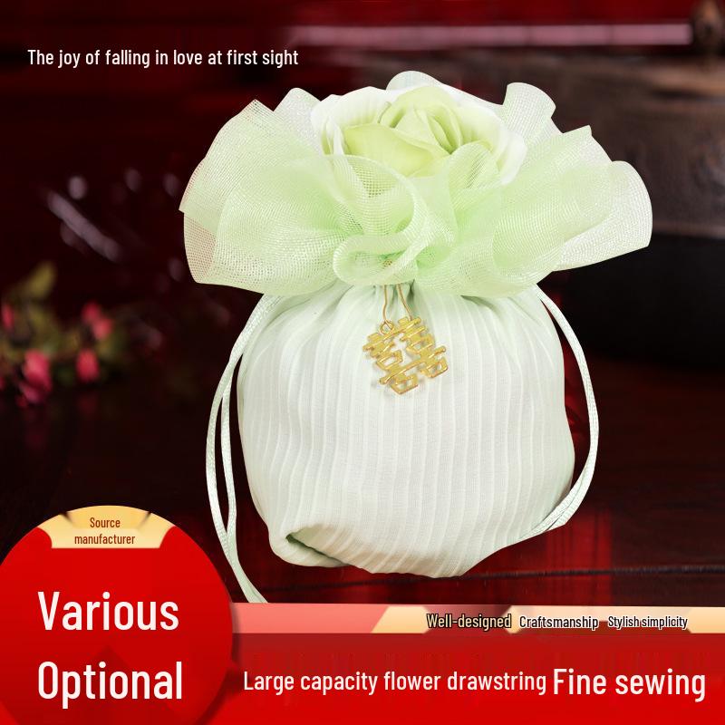 Chinese Style Red Velvet Scented Sachet and Candy Bag for Weddings