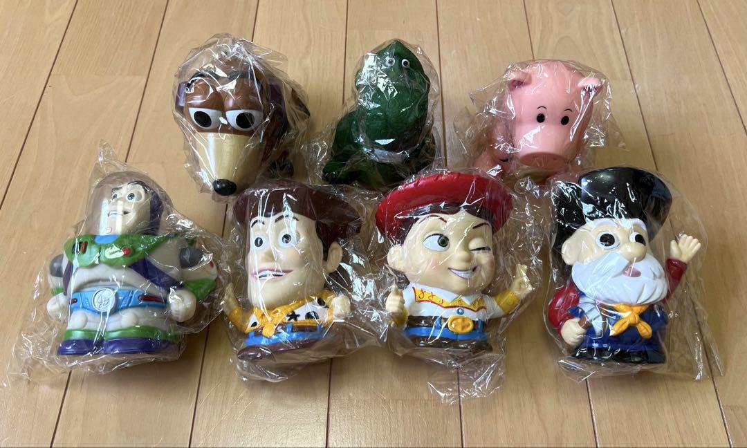 

[USED] Toy Story 7-piece figure set, piggy bank