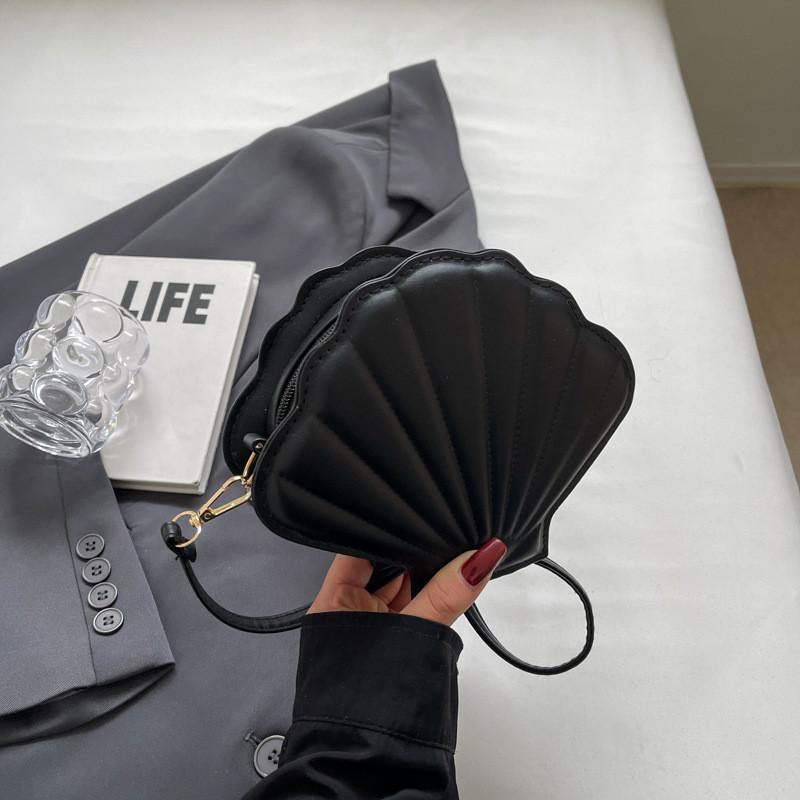 Fashionable Shell Shape Shoulder Bag With Convenient Zipper Closure чёрный