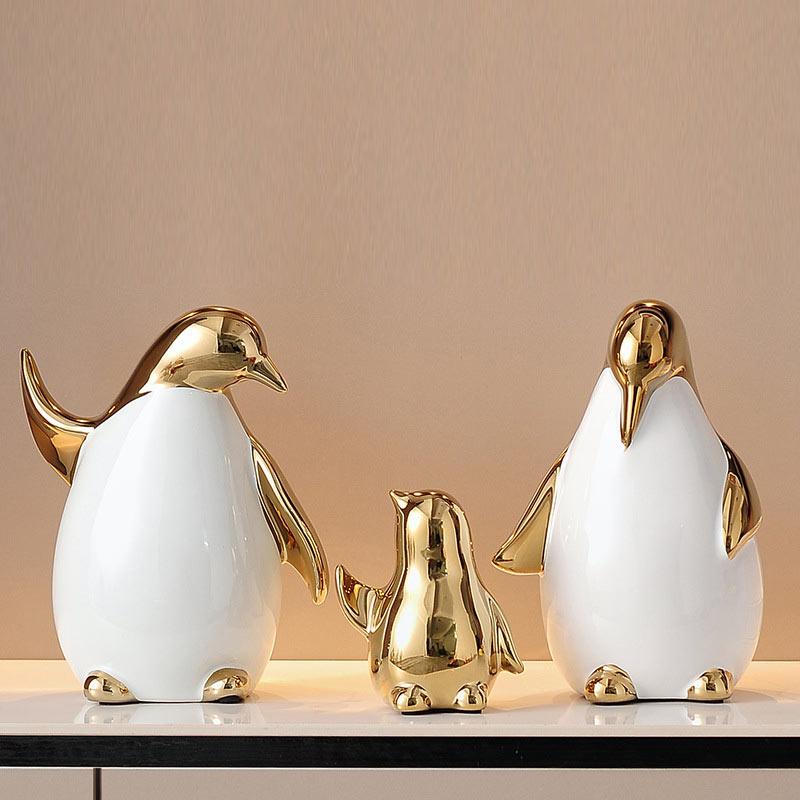 Creative Animal Cartoon Ceramic Figurines Golden Penguin Decoration Little Penguin Sculpture Ceramic Craft Home Decor Accessorie