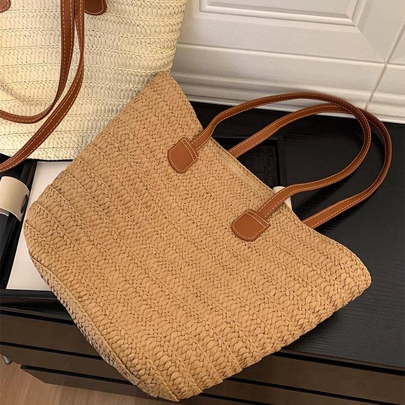 Retro Large-capacity Portable Shopping Bag Niche Woven Underarm Beach Bag Women's Bag New Shoulder Bucket Bag