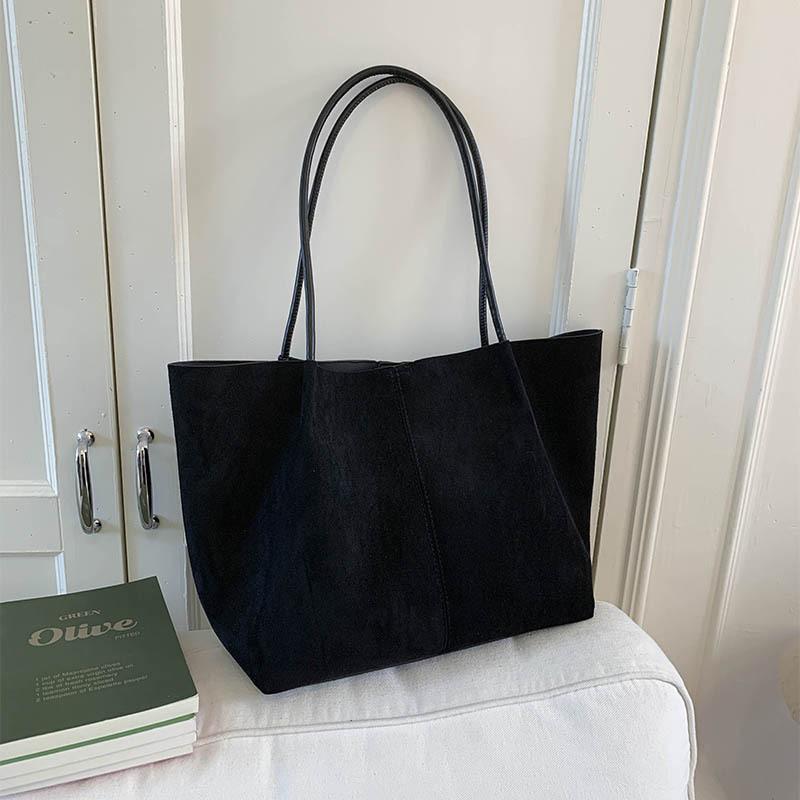 

Simple and large-capacity retro tote bag women s new high-end fashion shoulder bag class commuter bag