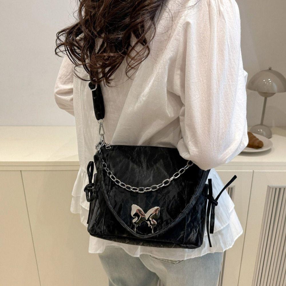 Pearls Chain Drawstring Shoulder Bag Butterfly Decor Girls Crossbody Bag Women