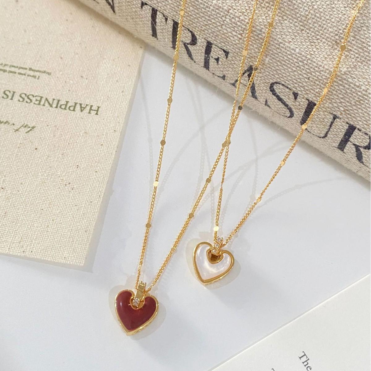 Red Enamel Mother-of-Pearl Double-Sided Heart Necklace - Luxurious High-End Sweater Chain Accessory