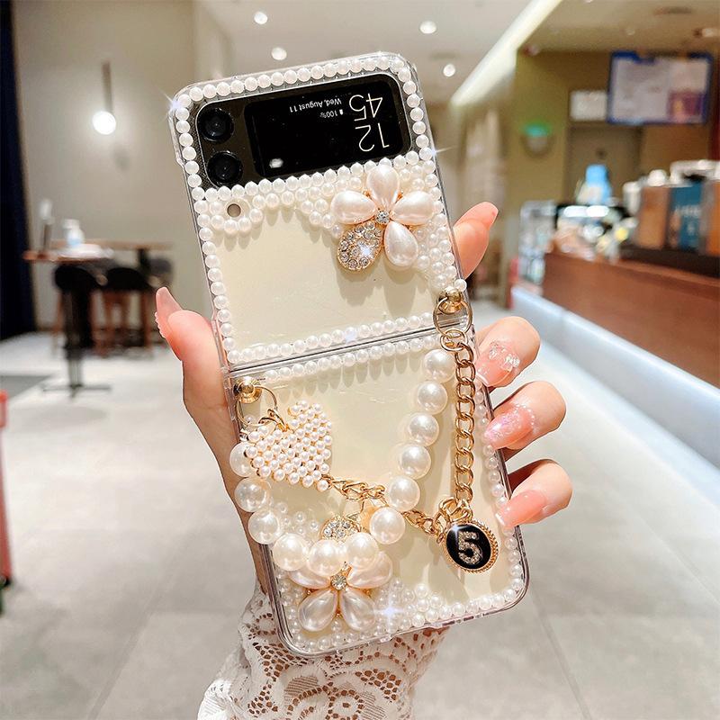 

Diamond Pearl Flower Phone Case for Korea for Samsung Zflip 6 Flip Up Folding Screen Ins Wind Handheld Chain For Samsung ZFlip7