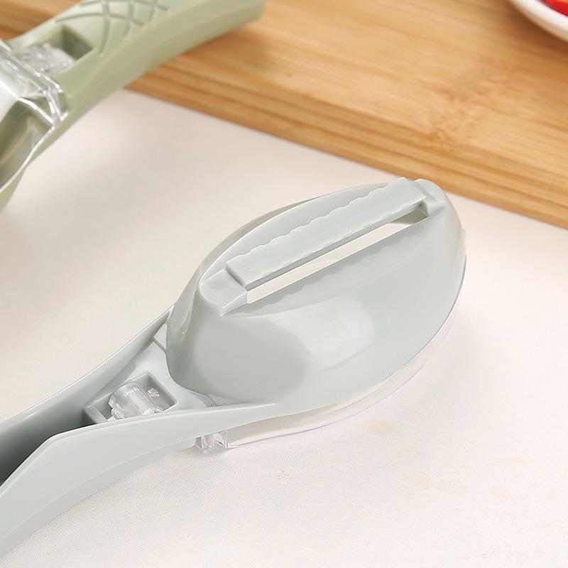 1Pc Manual Fish Scaler (ABS) with Lid - Small Household Kitchen Tool