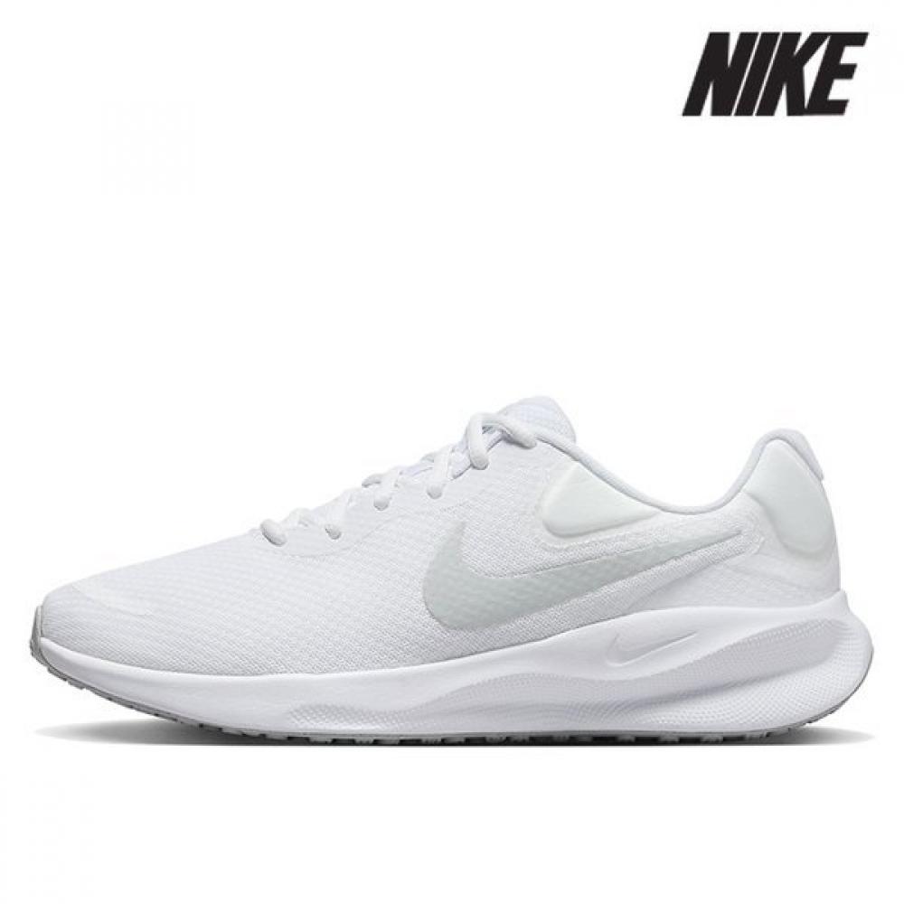 

Nike Sneakers B4 Fb2207 100 Revolution 7 290