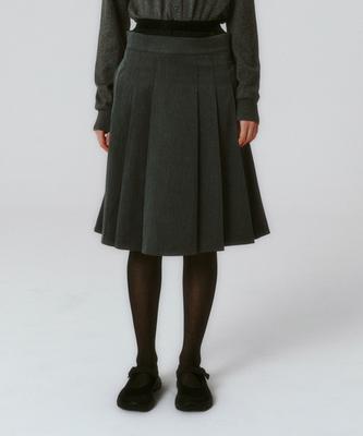 Sinking Deeper Pleated Skirt (Charcoal)