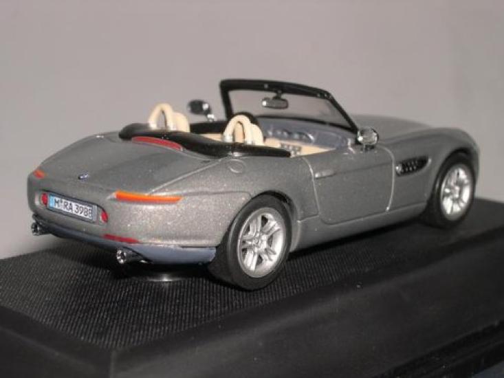 Ebro BMWZ8GRAY JADI 43159 Finished Product 1/43