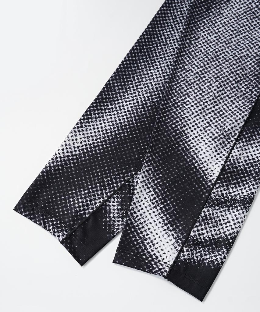 Beoteunseoul Illusion Dot Spiral Tech Oversized Long Sleeve (Black)