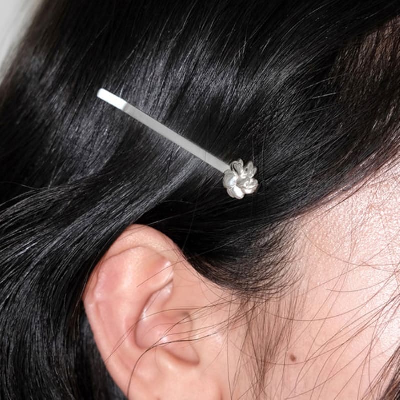 

ANOTHER CELL marygold hairpin free