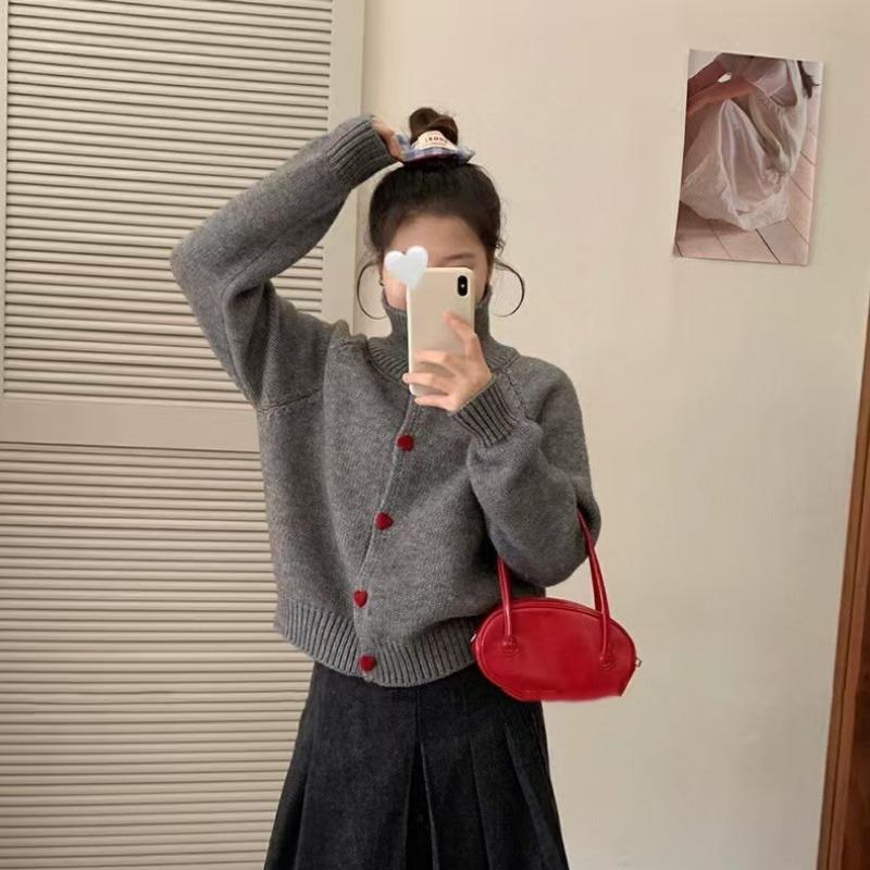 Early Spring New Love Buckle Lapel Loose Simple Temperament Knitted Cardigan Women's New Solid Color Sweater Jacket