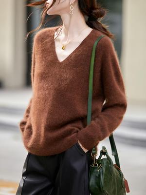Women's Autumn/Winter V-neck Seamless Brushed Wool Sweater - Loose-Fit Knitted Pullover