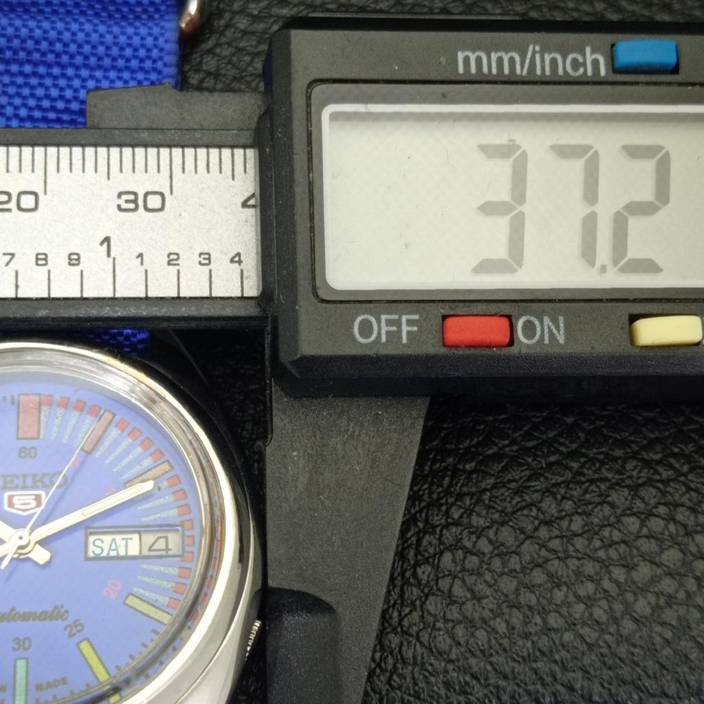 VINTAGE SEIKO 5 AUTOMATIC 7019A JAPAN MENS BLUE COLOR DIAL WATCH a701469-5 R206b-a701469