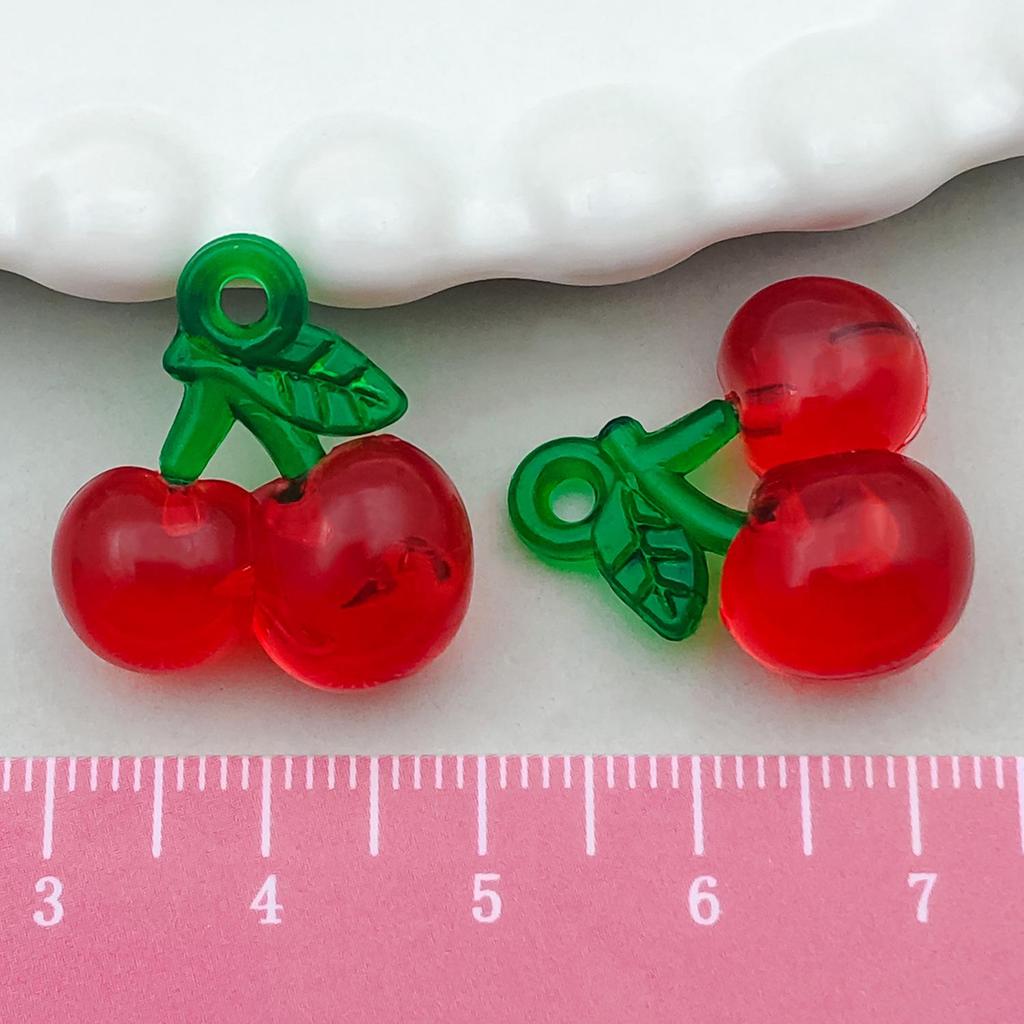 3D pryskyřičné simulační ozdoby ovoce: Citronové, hroznové, jahodové, jablečné doplňky pro DIY přívěskové náhrdelníky