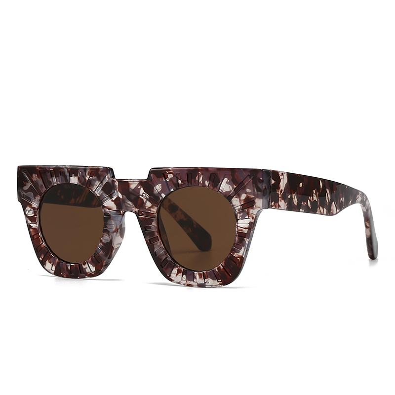 

Foreign Trade Cross-Border Popular Sunglasses with Rice Nail Design European and American Street Photography Ins Popular Square Model