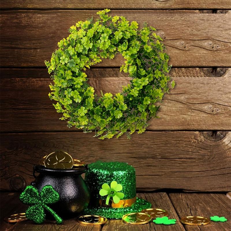 Green Wreath Artificial Four Leaf Clovers Garlands Green Hanging Tinsel Garlands Ornament for Patricks Day Decoration