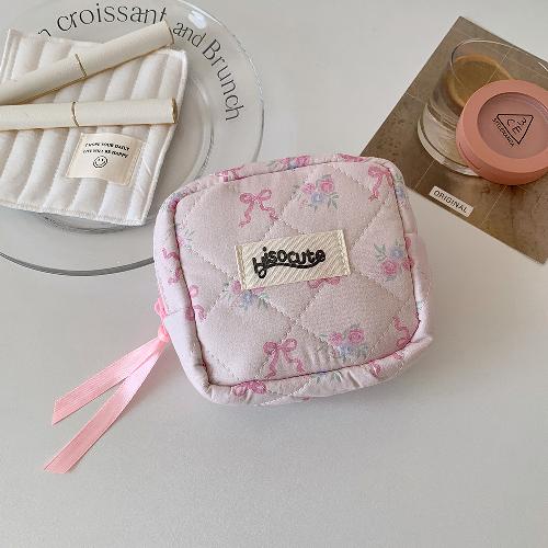 

Ins Sweet Bow Sanitary Pad Bag Girls Sanitary Napkin Pouch Small Makeup Bag Earphone Data Cable Organizer Coin Purse Card Wallet рожевий