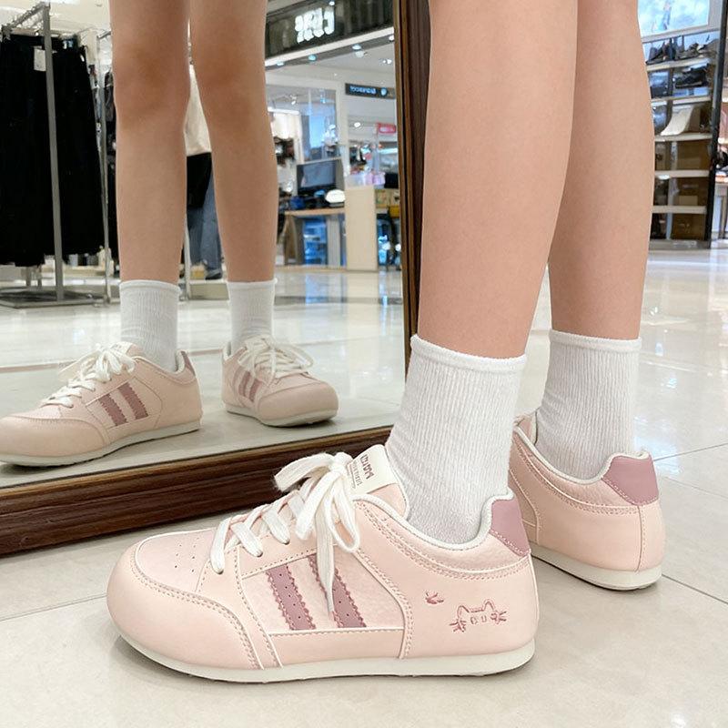 Ugly cute flat-bottomed women's moral training autumn new chic niche design versatile breathable sports shoes