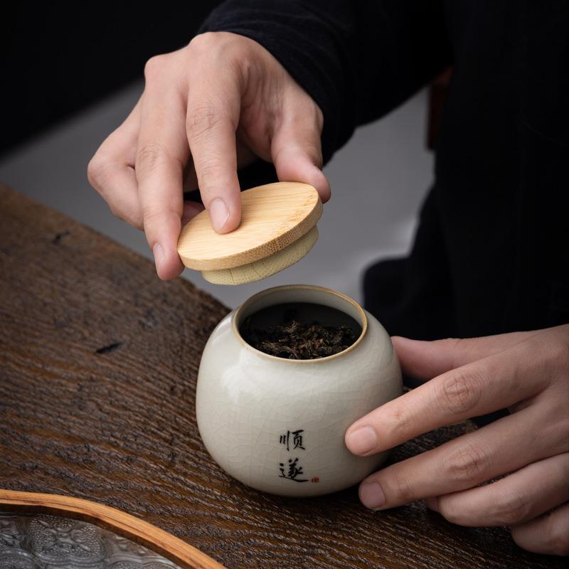 Ru Kiln Calligraphy Tea Canister Ceramic Mini Small Sealed Jar Pu'er Red Green Tea Storage Tea Powder Canister Dried Fruit Moist
