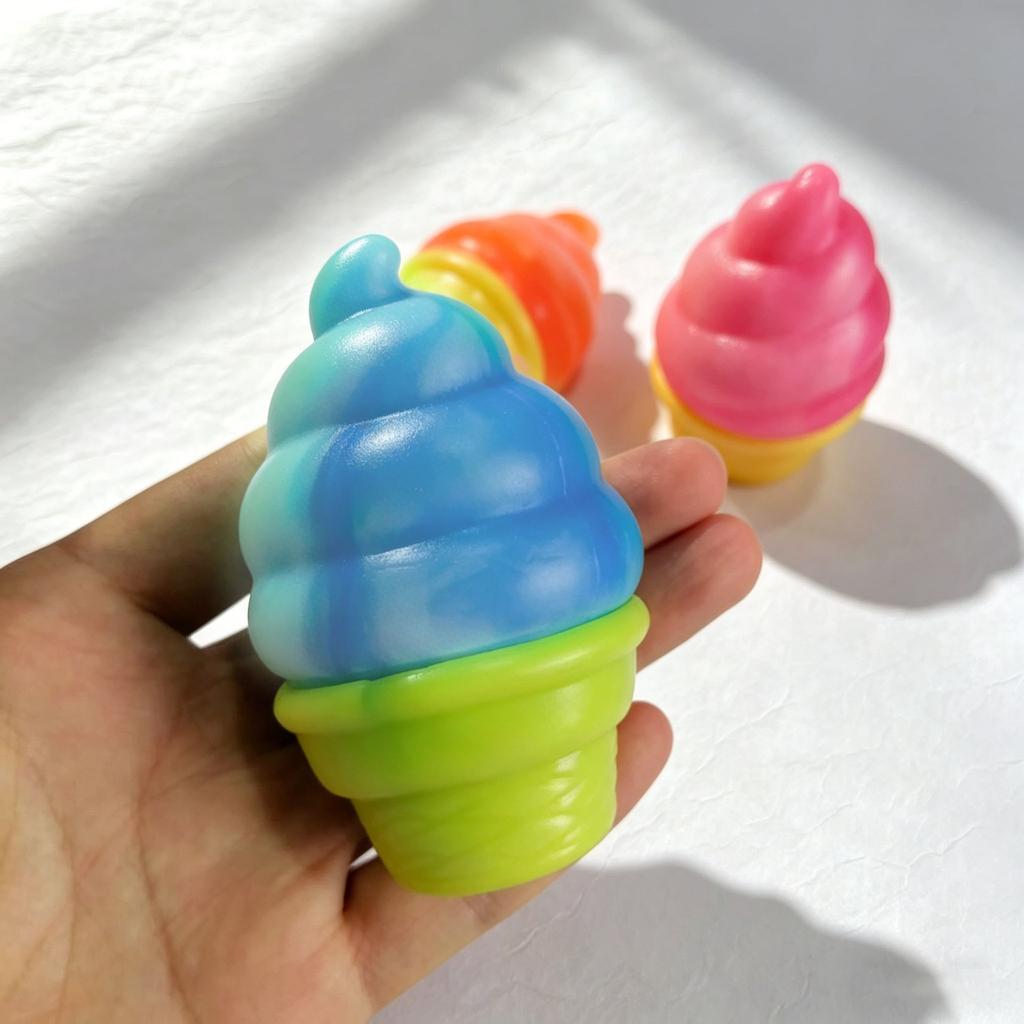 Bel Cubo By Schylling Giocattolo Sensoriale da Spremere Colore Gelato Squishy Sollievo dallo Stress Giocattoli Fidget Bambini Adulti Collezionabile