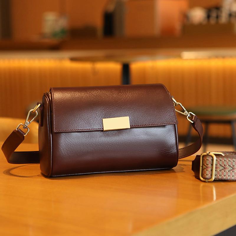 New Summer Retro Women's Bag European and American Fashion Underarm Bag Large Capacity Single Shoulder Diagonal Cross Bag Popular Small Square Bag